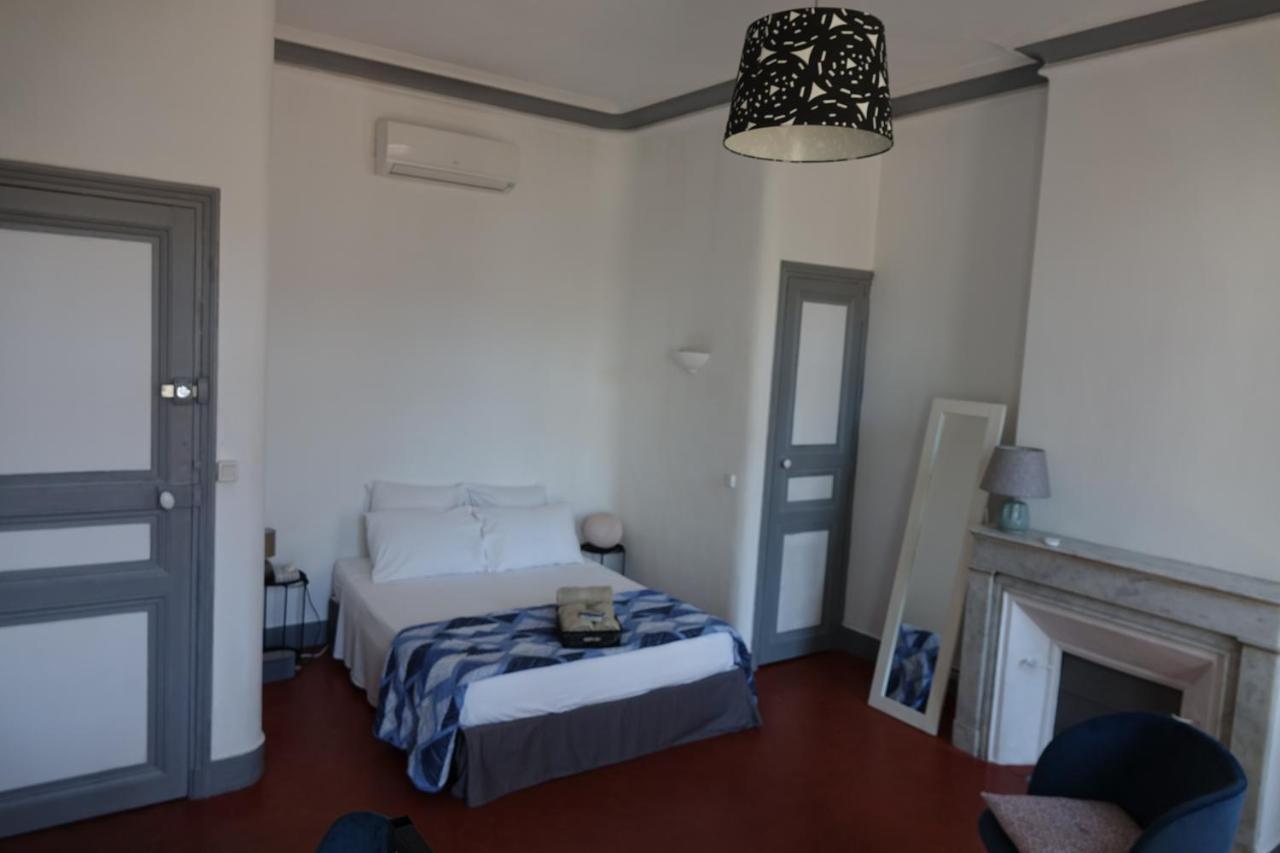 La Plaine Cours Julien: Creative Quarter Private Room Marseille Exterior photo
