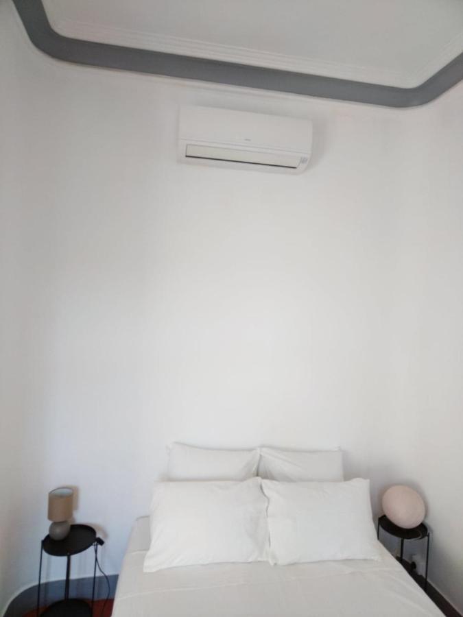 La Plaine Cours Julien: Creative Quarter Private Room Marseille Exterior photo